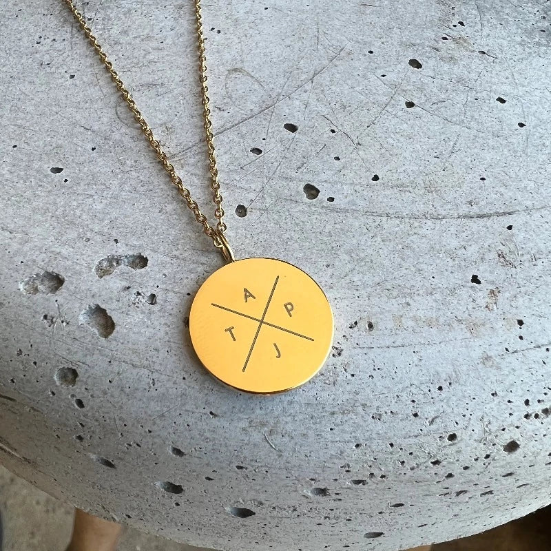 SIA - halskæde med kryds (19mm) - Image 4